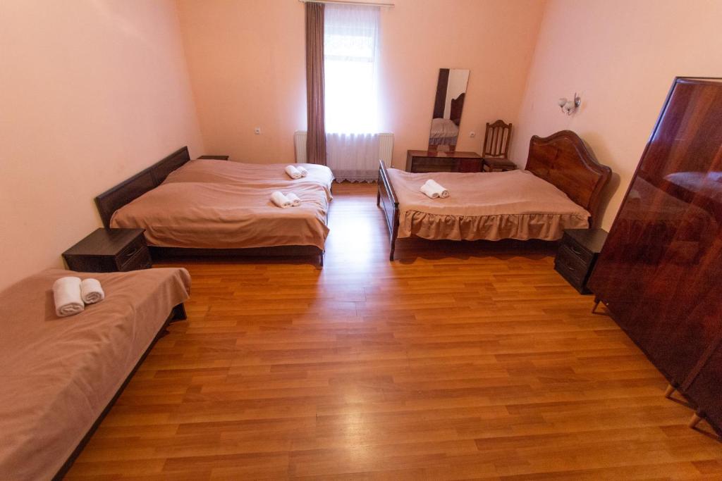 Eka&Nino GuestHouse room 3